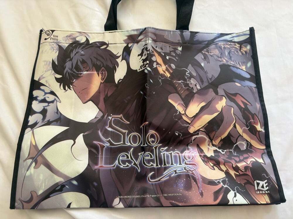 Yen Press Solo Leveling Omniscient Reader Tote Bag